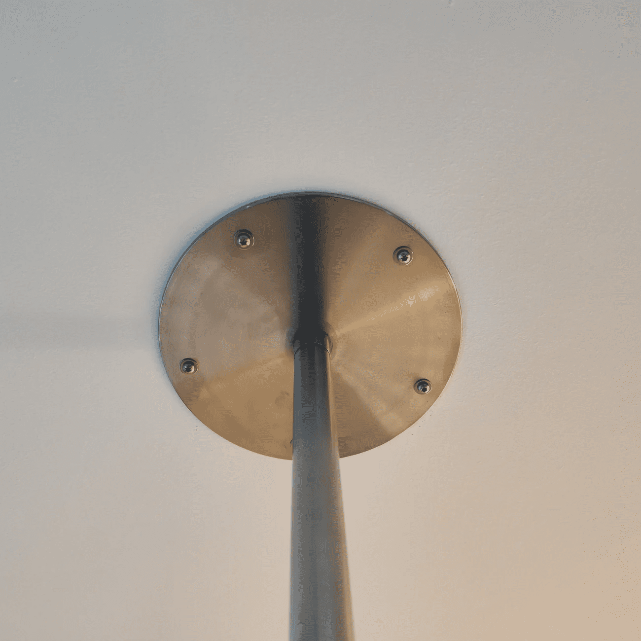 Decoflame Espoo Net Zero Suspension for Ceiling Fireplace